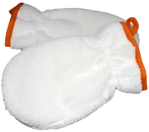 CarPro InnerScrub – delikatna rękawica do czyszczenia wnętrza