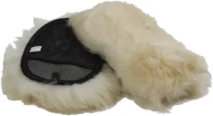 CarPro Wool Wash Mitt Bardzo delikatna rękawica z owczej wełny do mycia auta