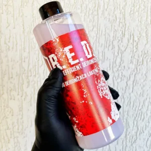 Produkt do usuwania osadów metalicznych z lakieru Manufaktura Wosku R.E.D. 500ml